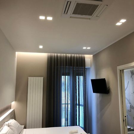 Approdo Residence Чивитанова-Марке Экстерьер фото